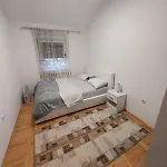 Apartament Nn *