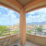 Nn Apartament *