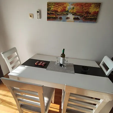Apartman Nn *