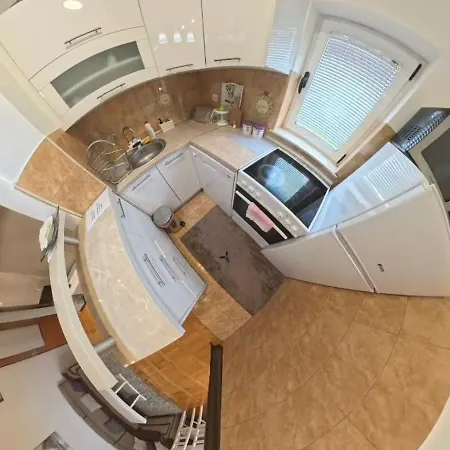 Nn شقة تريبينيي