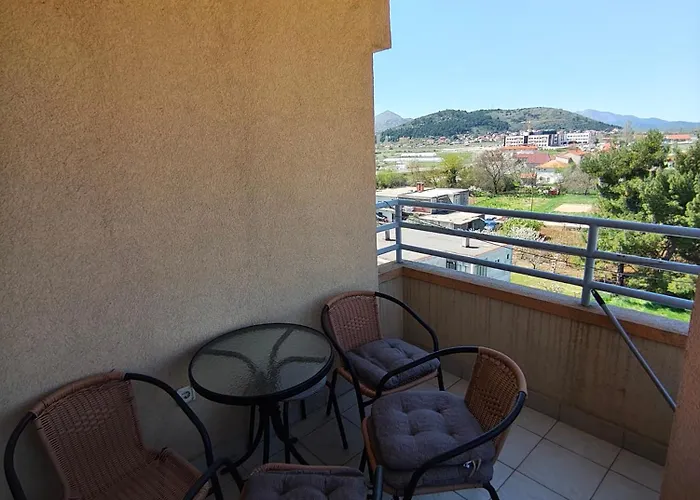 Nn شقة تريبينيي