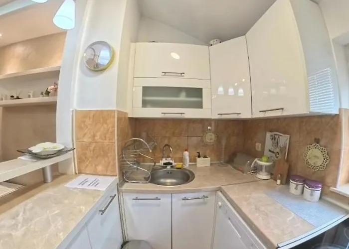 شقة Nn تريبينيي