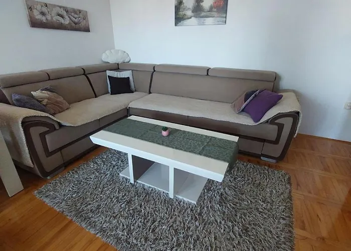 Nn شقة تريبينيي